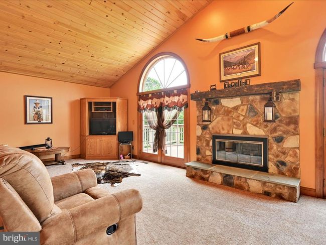 52 Church Ln, House other with 3 bedrooms, 2 bathrooms and null parking in JONESTOWN PA | Image 13