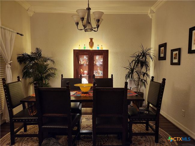 Dining | Image 8