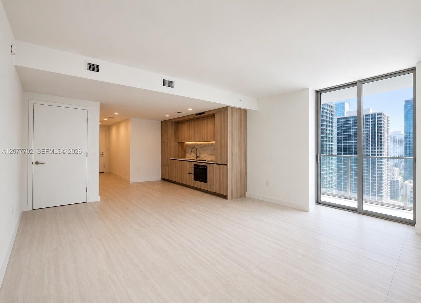 Residential Lease in Miami 3
