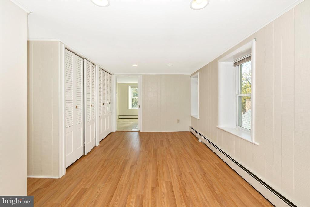 Residential in REISTERSTOWN 5