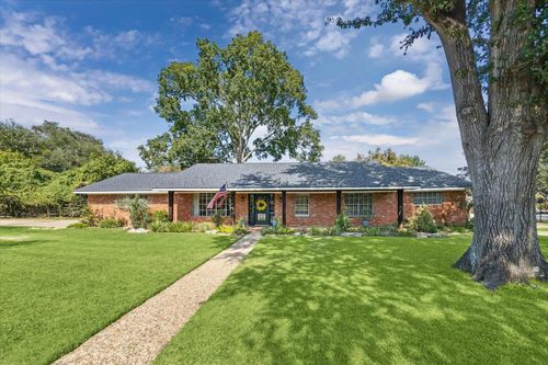 2109 Tison St, Brenham, TX, 77833-5349 | Card Image