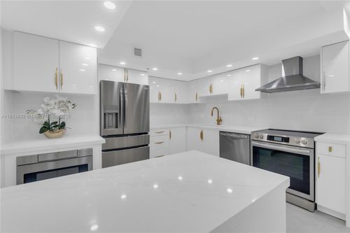 apt-507s-1201 S Ocean Dr, Hollywood, FL, 33019-2135 | Card Image