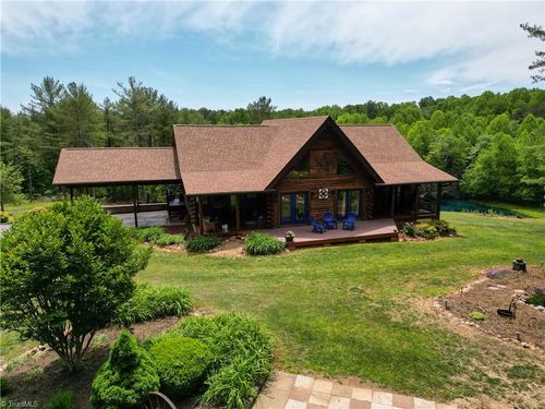 178 Kelly Trl, Mount Airy, NC, 27030-8989 | Card Image