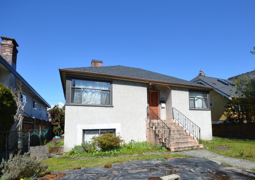 1585 E 13 Th Avenue, House other with 3 bedrooms, 2 bathrooms and 3 parking in Vancouver BC | Card Image