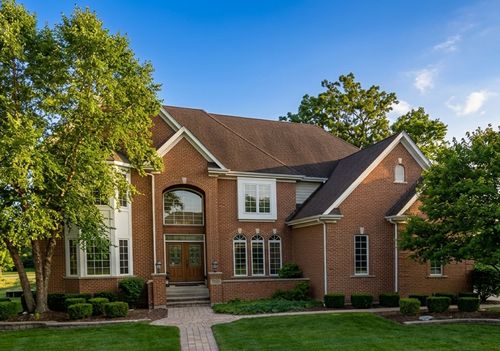 2556 Kane Ln, Batavia, IL, 60510-8983 | Card Image