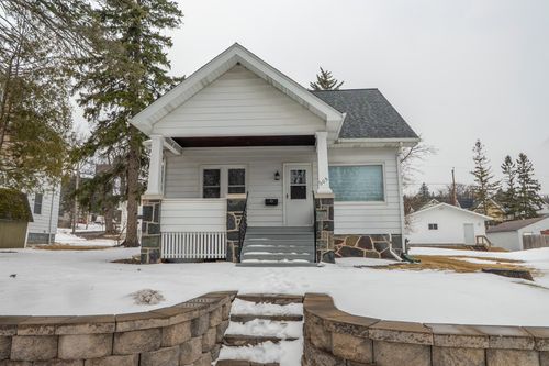 605 E 10th Street, Duluth, MN, 55805 | Card Image