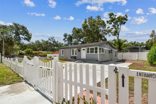 1510 W Powhatan Ave, TAMPA, FL, 33603-1219 | Card Image