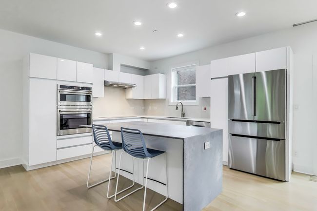 8127 Floral Ave, Townhouse with 3 bedrooms, 4 bathrooms and 3 parking in Skokie IL | Image 15