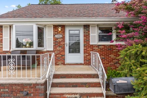 150 Worth St, Iselin, NJ, 08830-2461 | Card Image