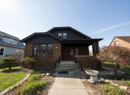 2529 S 7th St, Sheboygan, WI, 53081-6323 | Card Image