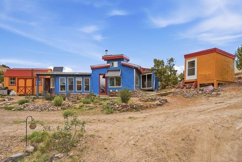 34 White Wolf Rd, Cerrillos, NM, 87010-8022 | Card Image