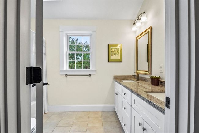 54 Cushing St, House other with 3 bedrooms, 3 bathrooms and 6 parking in Hingham MA | Image 28
