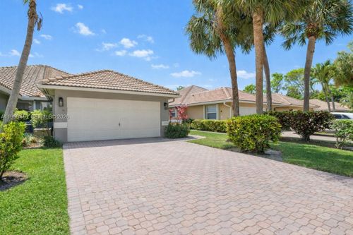 5477 Grande Palm Cir, Delray Beach, FL, 33484-1367 | Card Image
