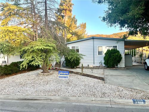 23118 Skylink Dr, Canyon Lake, CA, 92587-8952 | Card Image