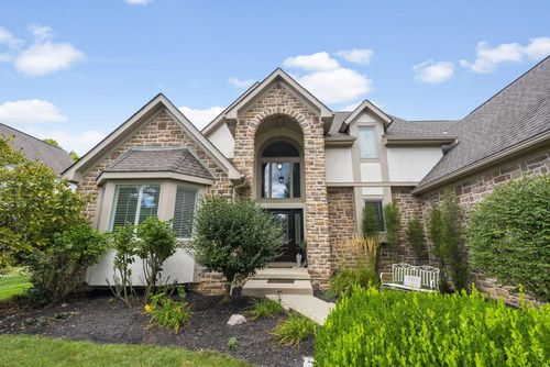 6302 Heritage Lakes Dr, Hilliard, OH, 43026-7623 | Card Image