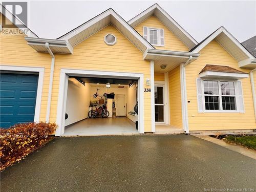336 Parkside Dr, Bathurst, NB, E2A1N4 | Card Image
