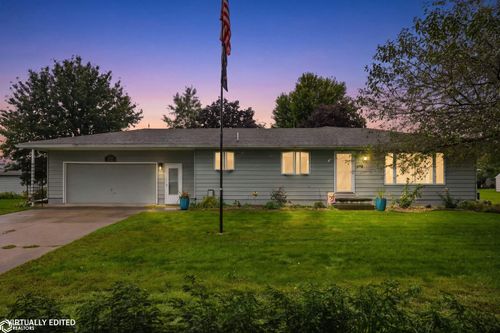 208 3rd St Ne, State Center, IA, 50247-1035 | Card Image