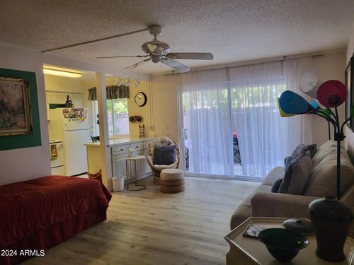 m116-8220 E Garfield St, Scottsdale, AZ, 85257-3842 | Card Image