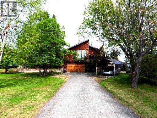 3696 Rosia Rd, Prince George, BC, V2K4Y6 | Card Image