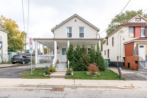 4544 Crysler Ave, Niagara Falls, ON, L2E3V4 | Card Image