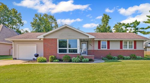 906 Richardson St, Farmer City, IL, 61842-1152 | Card Image