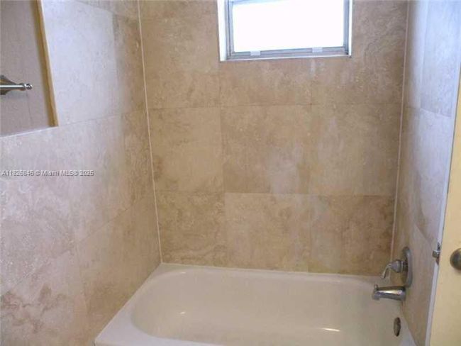 APT-305 - 427 Santander Ave, Condo with 1 bedrooms, 1 bathrooms and null parking in Coral Gables FL | Image 10