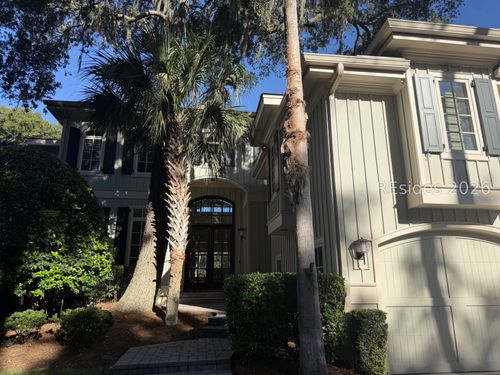 10 W Beach Lagoon Rd, Hilton Head Island, SC, 29928-5715 | Card Image