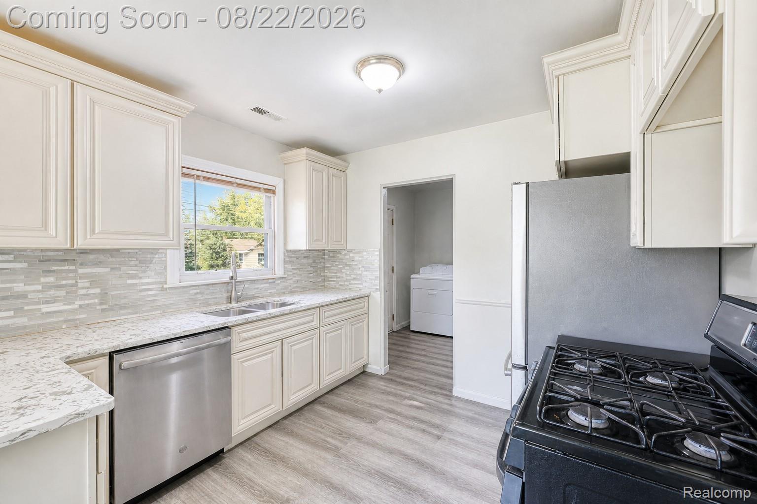 Residential in Dearborn Heights 4