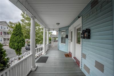 Front porch | Image 3