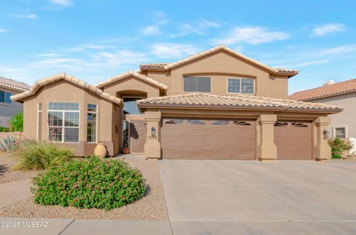 12402 N Echo Valley Dr, Oro Valley, AZ, 85755-1830 | Card Image