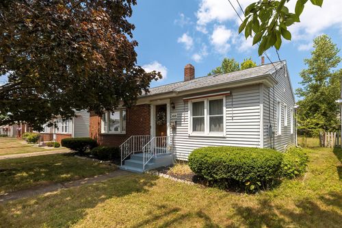 458 35th St, Erie, PA, 16504-1610 | Card Image