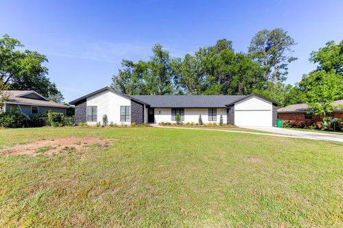 3811 Sedgefield Dr, Valdosta, GA, 31605-6440 | Card Image