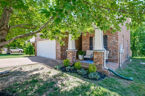 2140 Christina Ct, Hermitage, TN, 37076-4462 | Card Image