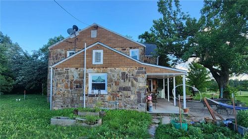 2357 Ne Highway 160, Columbus, KS, 66725-2168 | Card Image
