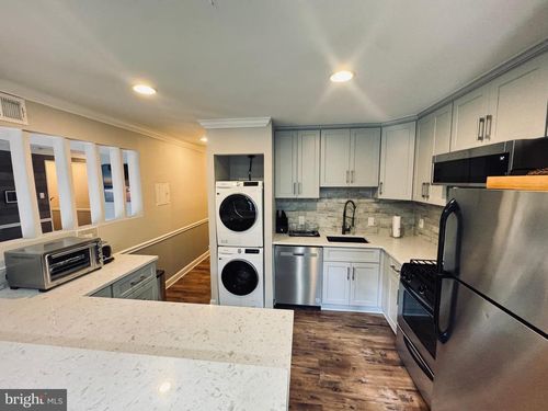 apt-t1-5009 7th Rd S, ARLINGTON, VA, 22204-2525 | Card Image