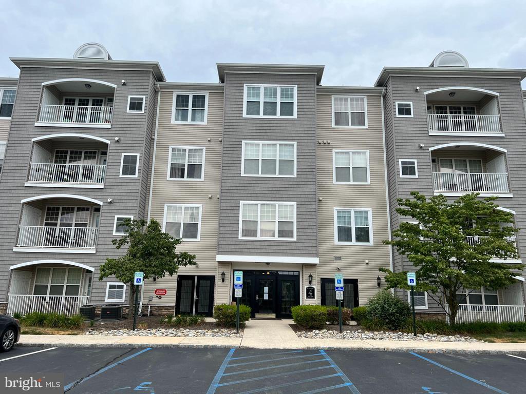 Masterson Ct, Trenton, NJ 08618