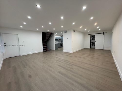 3301-3301 Nw 13th Ter, Miami, FL, 33125-1848 | Card Image