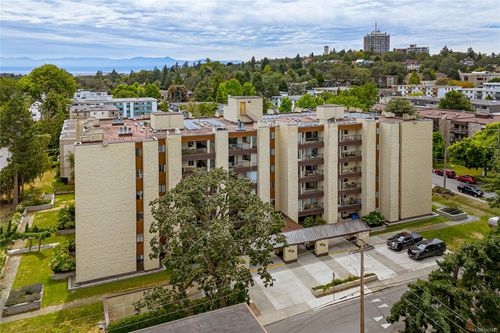 307-1745 Leighton Rd, Victoria, BC, V8R6R6 | Card Image