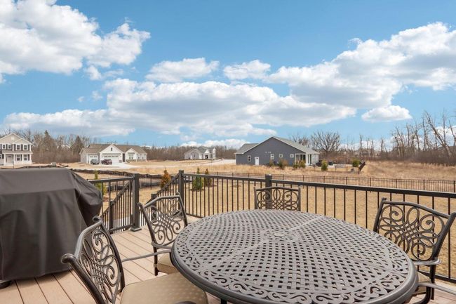N75W17799 Woody Lane, House other with 4 bedrooms, 2 bathrooms and null parking in Menomonee Falls WI | Image 57