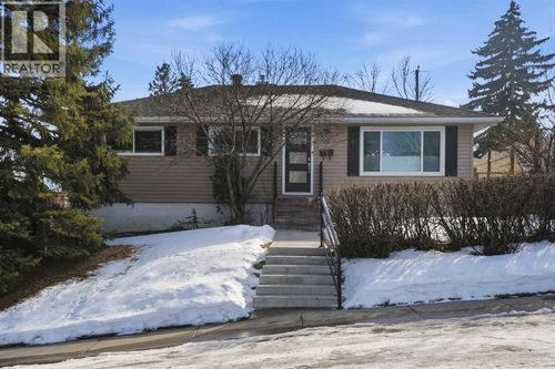 1 Thorncliffe Crescent Nw, Calgary, AB, T2K3A9 | Card Image