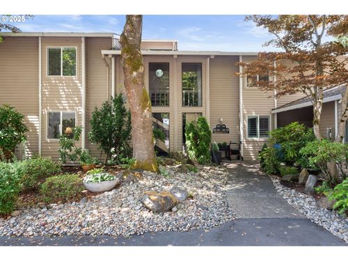 31959 Sw Charbonneau Dr, Wilsonville, OR, 97070-7459 | Card Image