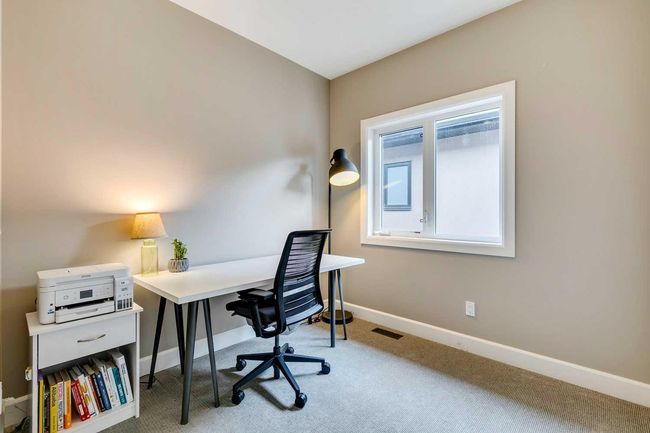 18 27 Avenue Sw, House other with 4 bedrooms, 4 bathrooms and 2 parking in Calgary AB | Image 40