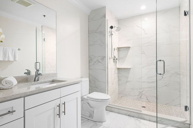 306 - 6700 W North Ave, Condo with 2 bedrooms, 2 bathrooms and 2 parking in CHICAGO IL | Image 18