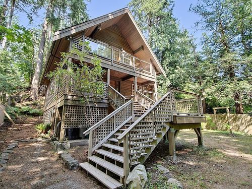 1099 Miller Road, Bowen Island, BC, V0N1G1 | Card Image