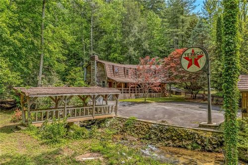 17 Water Wheel Ln, Rabun Gap, GA, 30568-2915 | Card Image