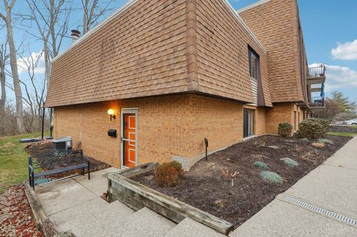 6586 Hearne Road, Green Twp, OH, 45248 | Card Image