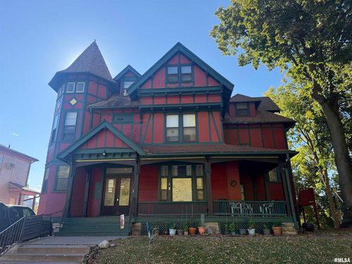 413 W 6th St, Davenport, IA, 52803-5100 | Card Image