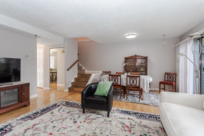 7354 Capistrano Drive, Townhouse with 3 bedrooms, 1 bathrooms and 2 parking in Burnaby BC | Image 3