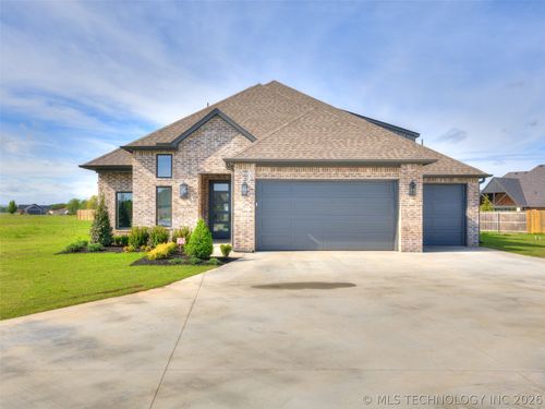 17826 S 48th East Ave, Bixby, OK, 74008-7031 | Card Image