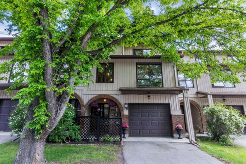 13005 6 St Sw, Calgary, AB, T2W4J8 | Card Image
